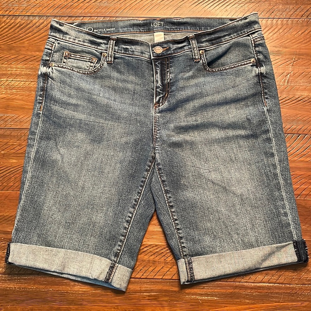 LOFT Bicycle Short sz 10
